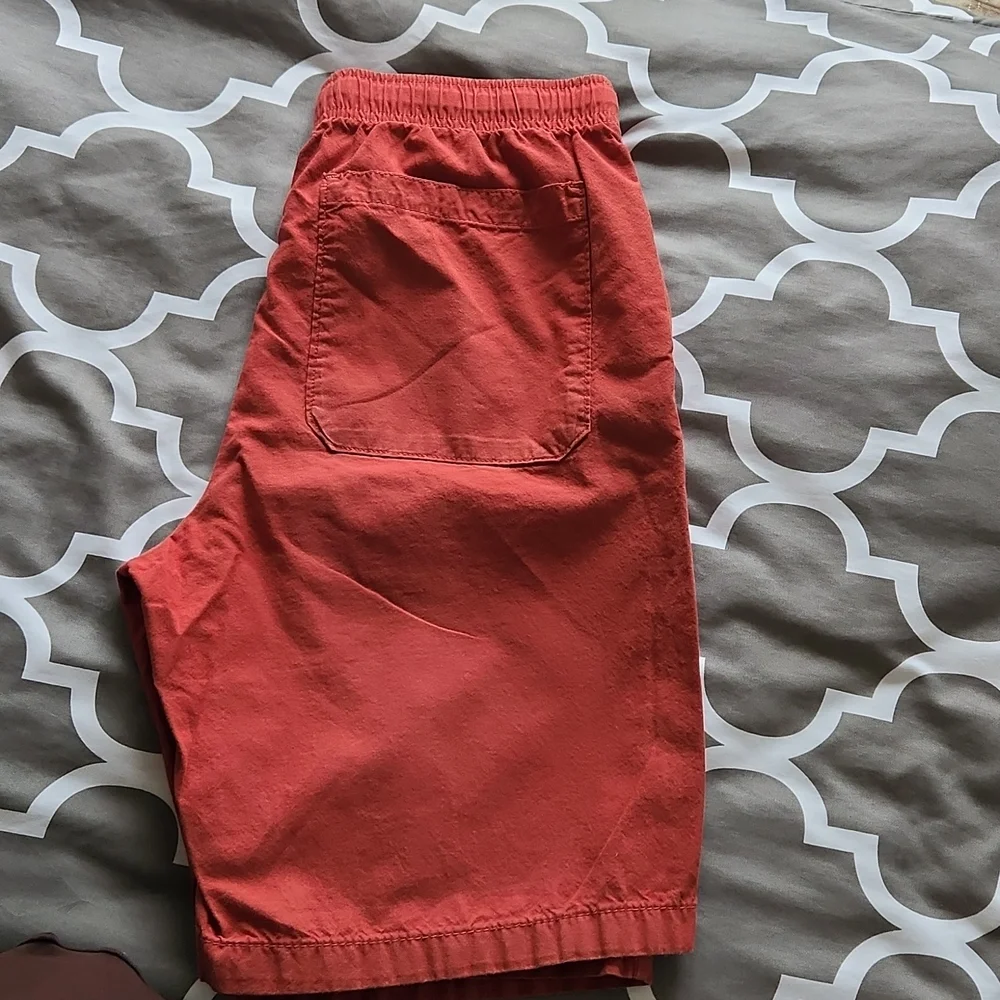 Old navy big boy shorts rust color xxl